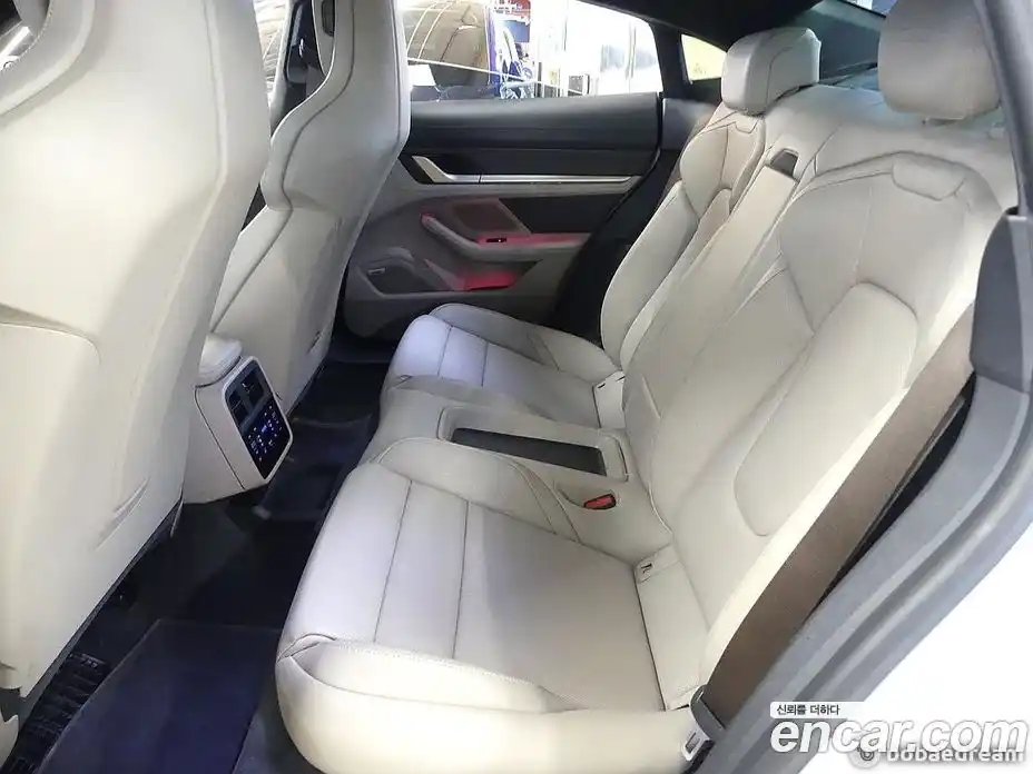 Porsche Taycan 2021 Автомат в Москве № 231041, фото 15