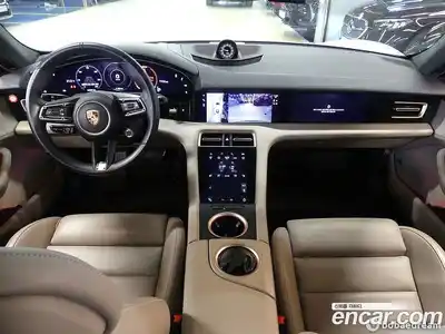 Porsche Taycan 2021 Автомат в Москве № 231041, миниатюра 4
