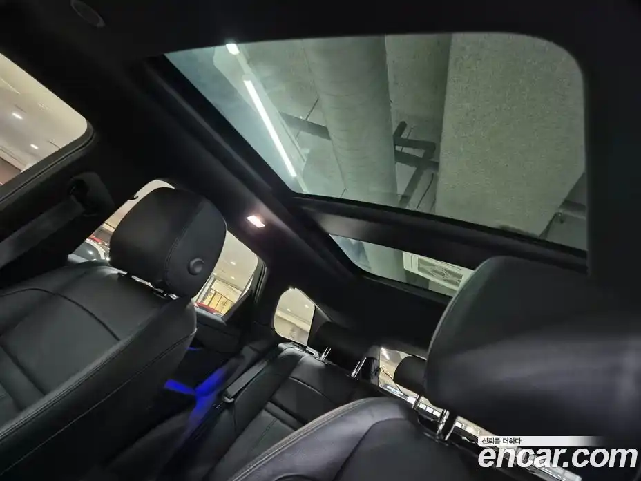 Land Rover Range-Rover Evoque 2025 2.0 Автомат в Москве № 231169, фото 18