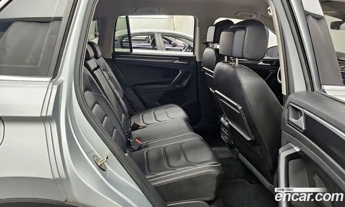 Volkswagen Tiguan 2020 2.0 Автомат в Москве № 232196, фото 17