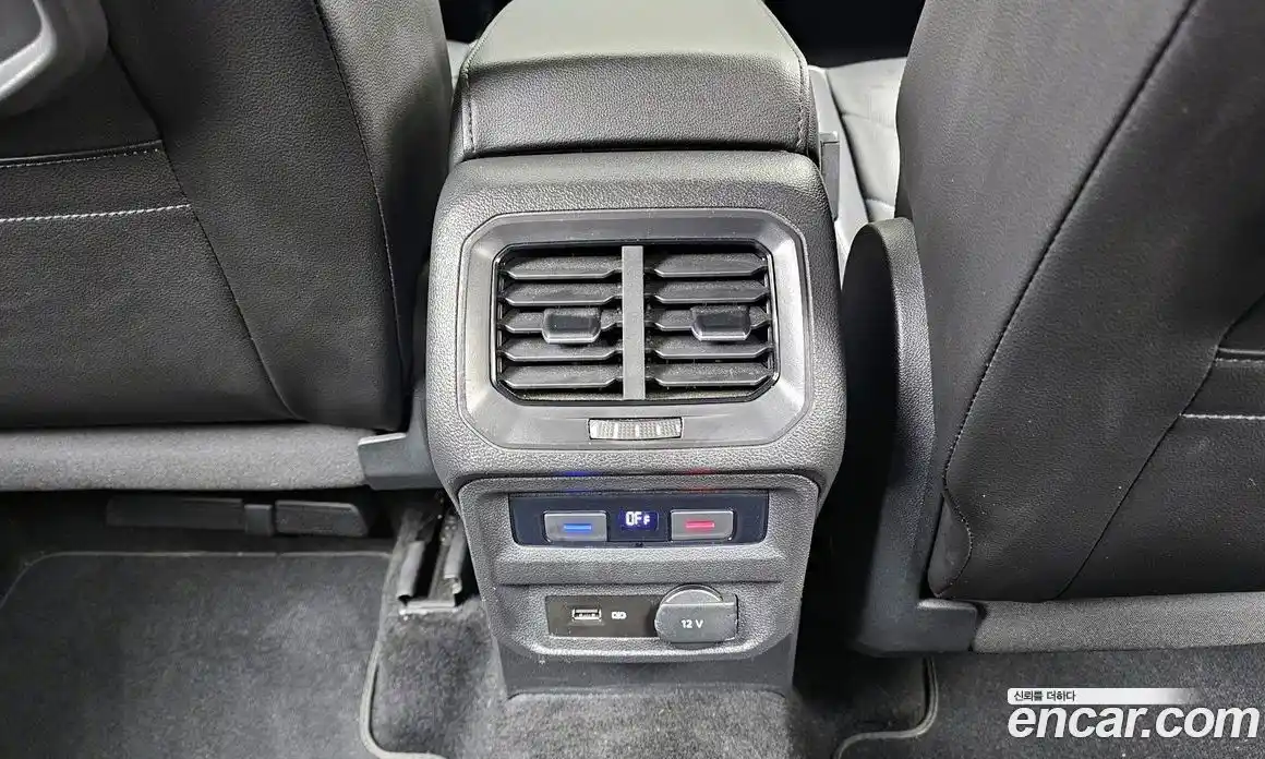 Volkswagen Tiguan 2020 2.0 Автомат в Москве № 232196, фото 6