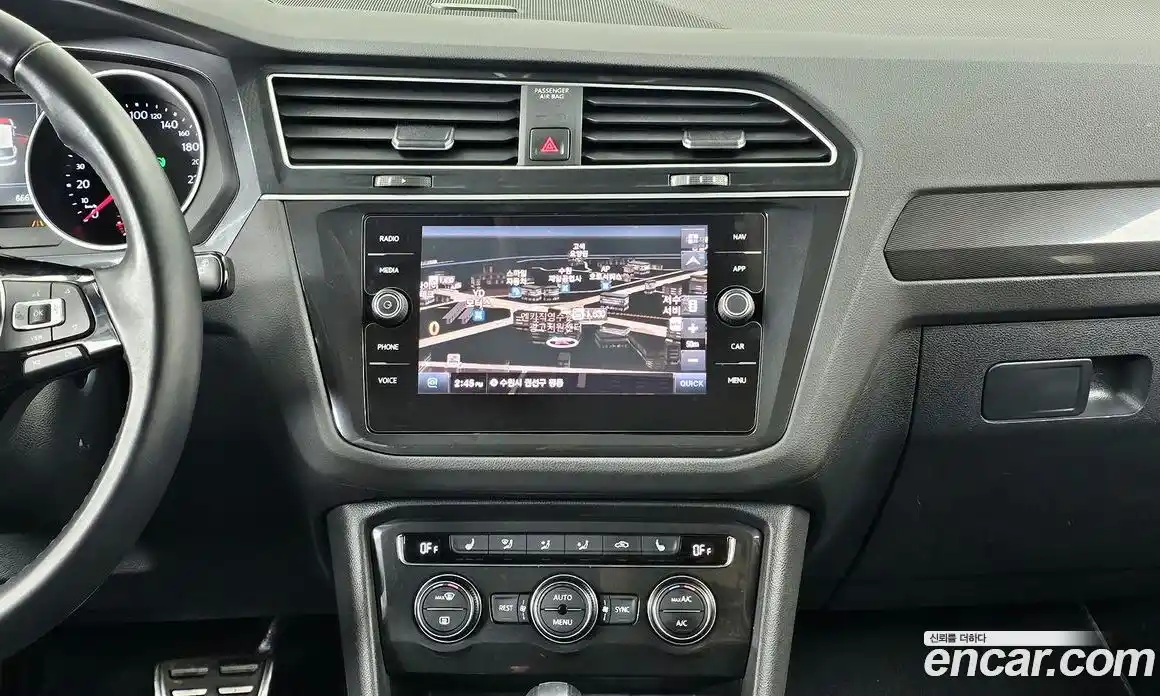 Volkswagen Tiguan 2020 2.0 Автомат в Москве № 232196, фото 8