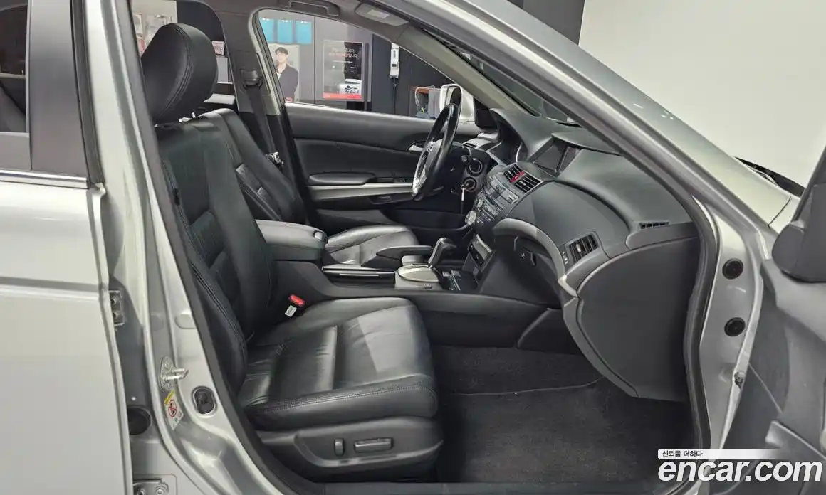 Honda Accord 2010 3.5 Автомат в Москве № 232853, фото 11