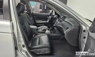 Honda Accord 2010 3.5 Автомат в Москве № 232853, миниатюра 11