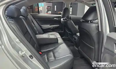 Honda Accord 2010 3.5 Автомат в Москве № 232853, миниатюра 12