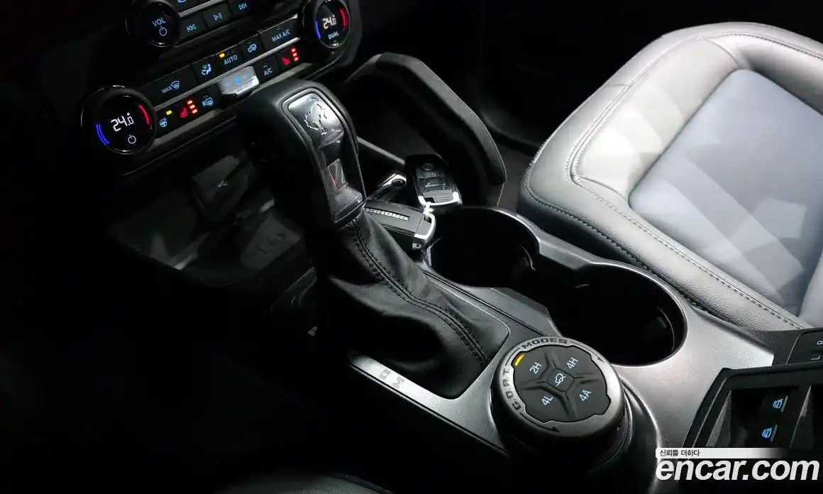 Ford Bronco 2023 2.7 Автомат в Москве № 233113, фото 8