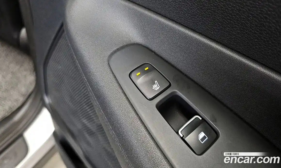 Hyundai Santa Fe 2020 2.2 Автомат в Москве № 2405, фото 19