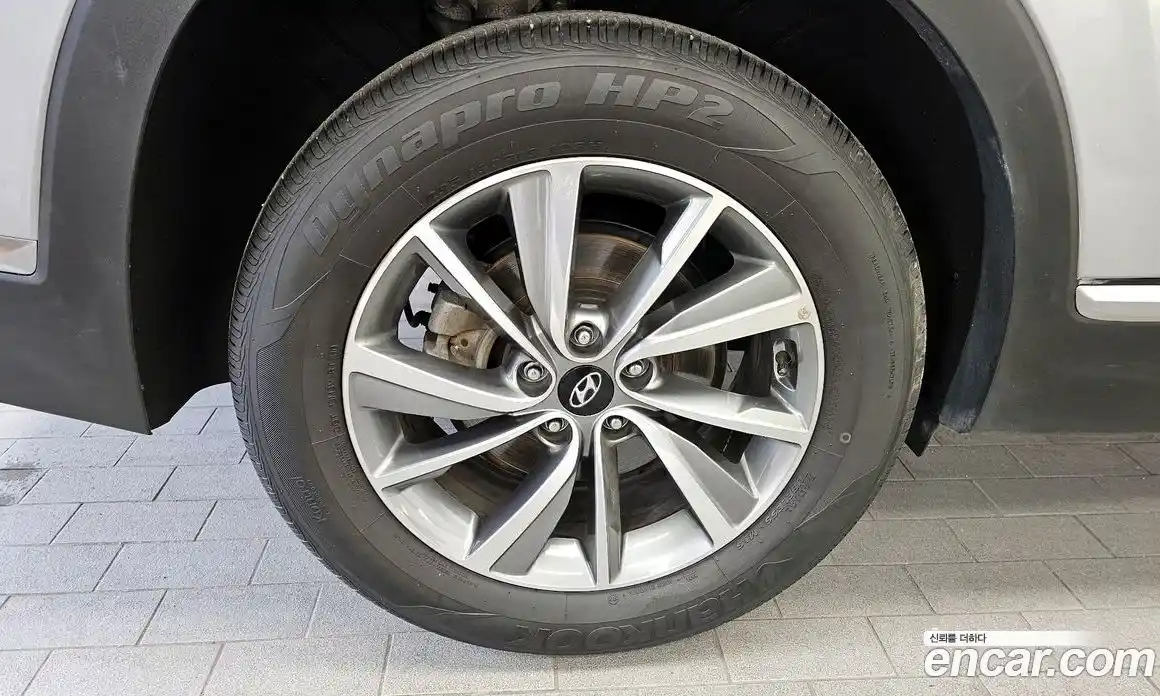 Hyundai Santa Fe 2020 2.2 Автомат в Москве № 2405, фото 3