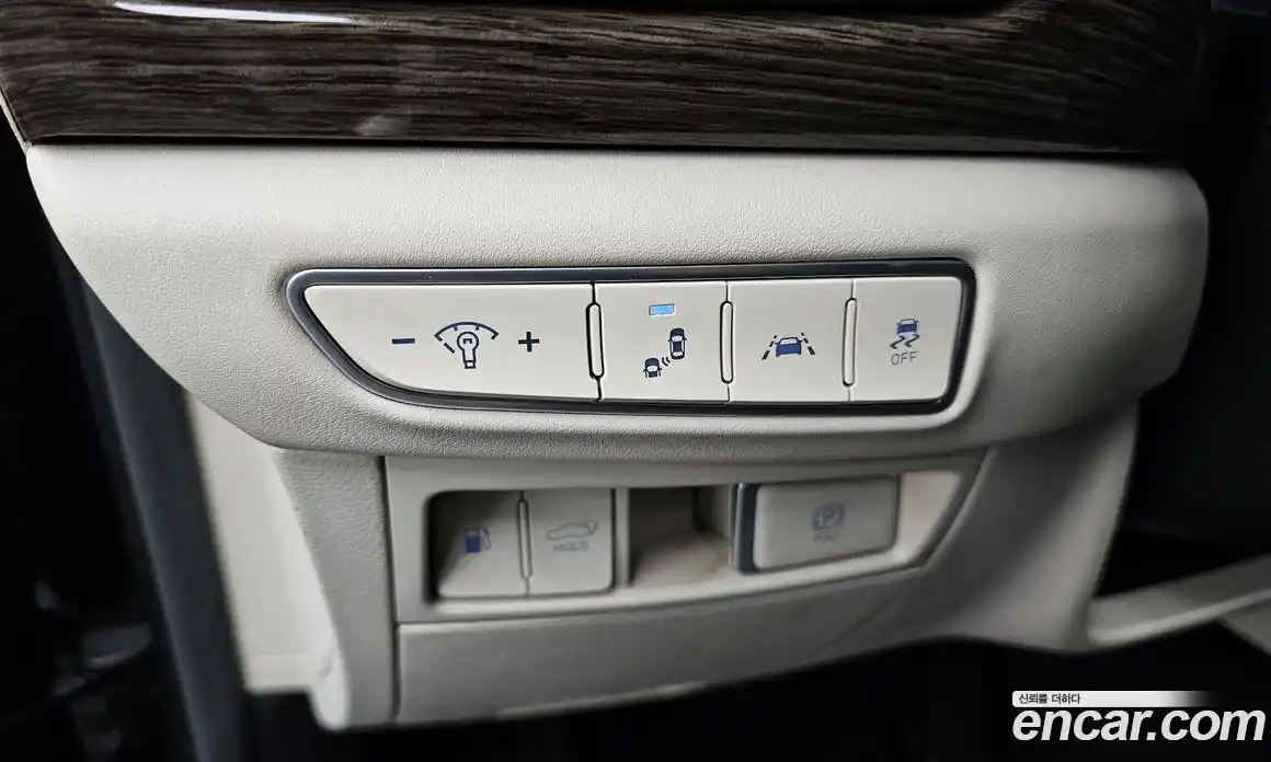 Genesis G90 2020 3.8 Автомат в Москве № 24141, фото 20