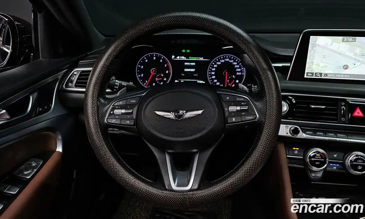 Genesis G70 2018 2.0 Автомат в Москве № 25275, фото 17