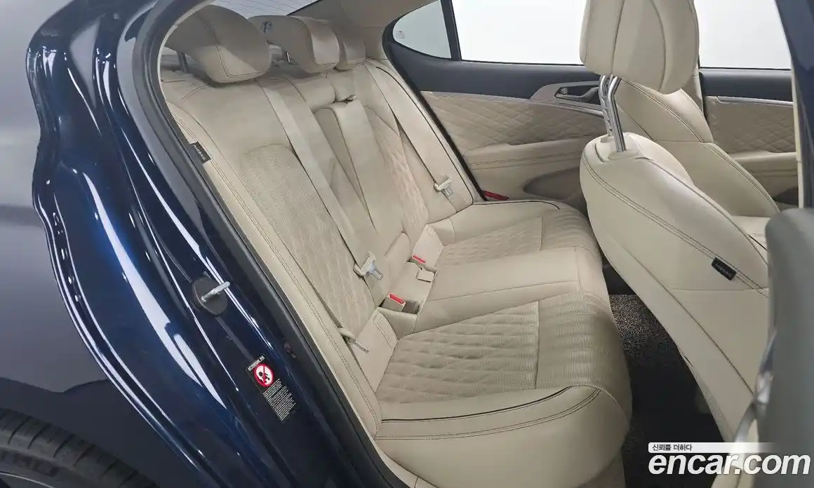 Genesis G70 2019 3.3 Автомат в Москве № 25402, фото 19