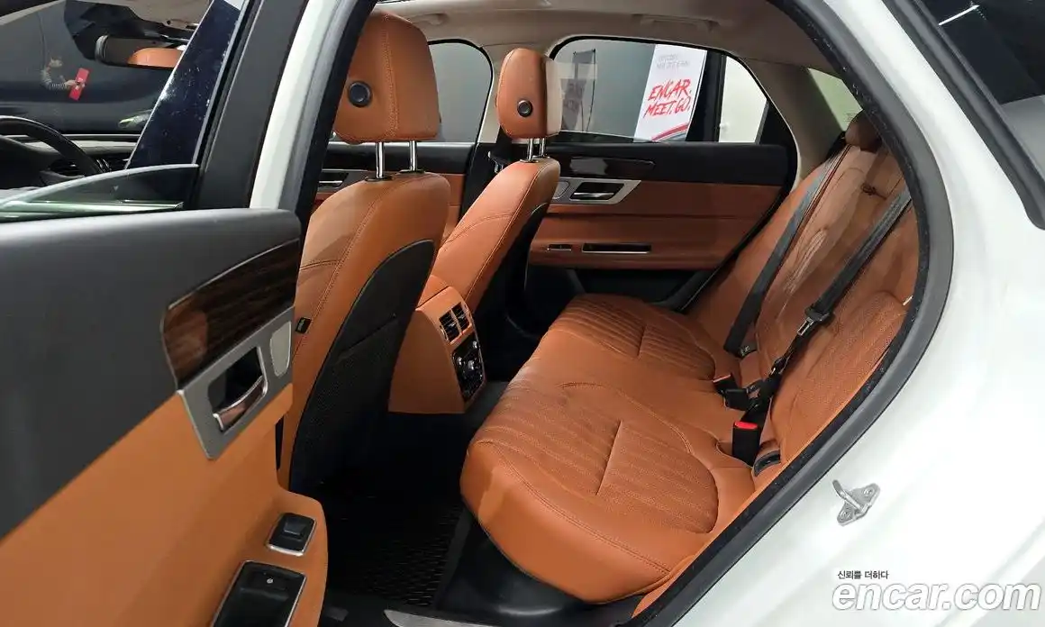 Jaguar XF 2016 2.0 Автомат в Москве № 256091, фото 13