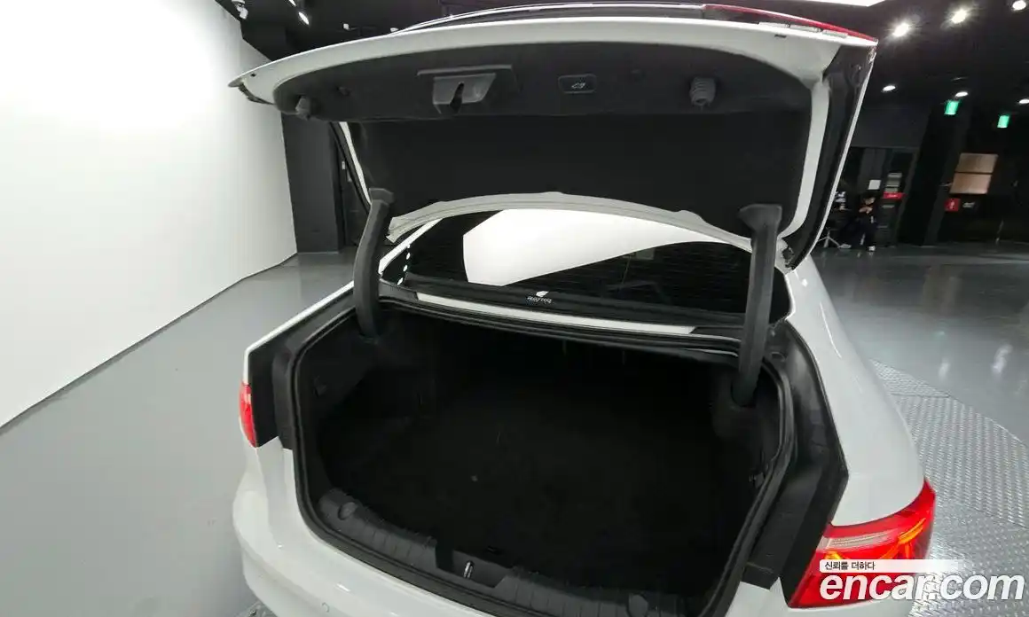 Jaguar XF 2016 2.0 Автомат в Москве № 256091, фото 20