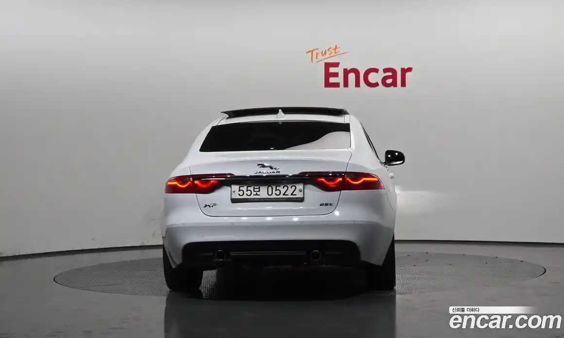 Jaguar XF 2016 2.0 Автомат в Москве № 256091, фото 4