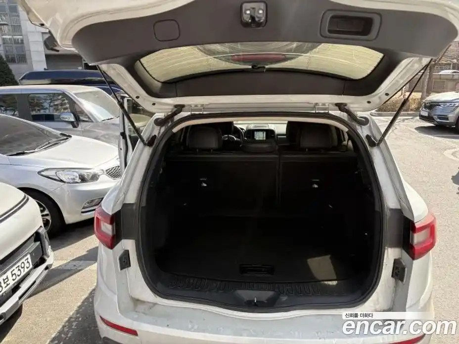 Renault QM6 2018 2.0 Автомат в Москве № 265314, фото 16