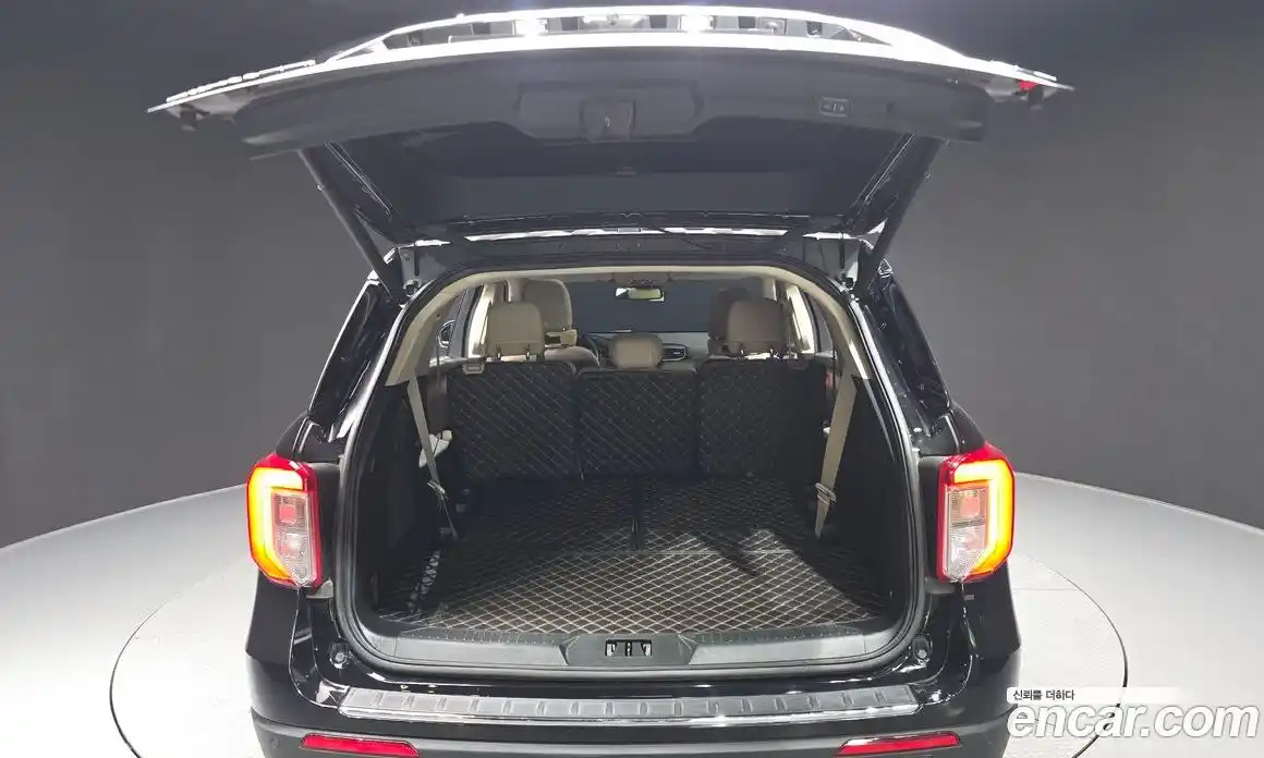 Ford Explorer 2020 2.3 Автомат в Москве № 273453, фото 11