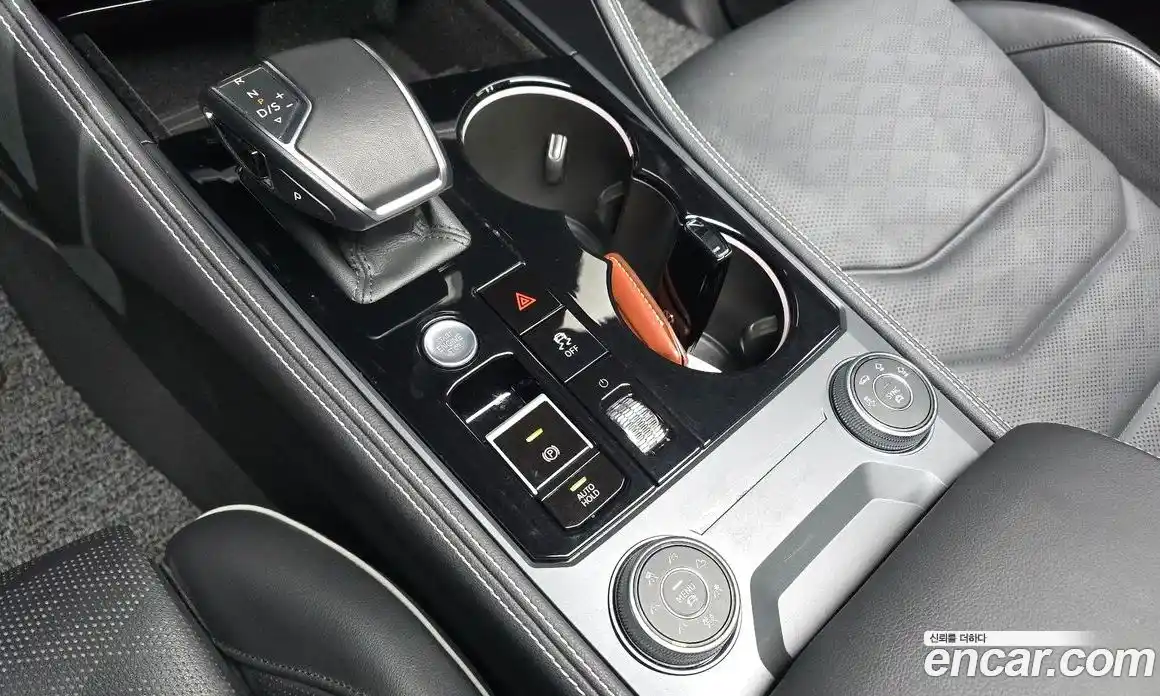 Volkswagen Touareg 2024 3.0 Автомат в Москве № 276088, фото 14