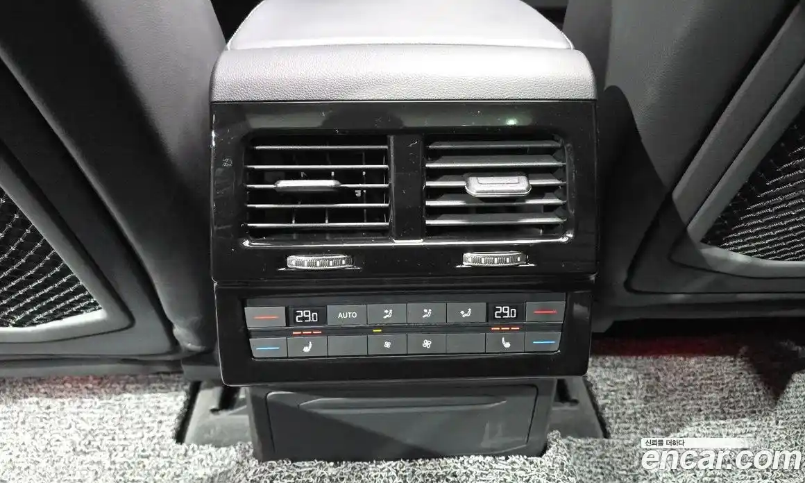 Volkswagen Touareg 2024 3.0 Автомат в Москве № 276088, фото 15