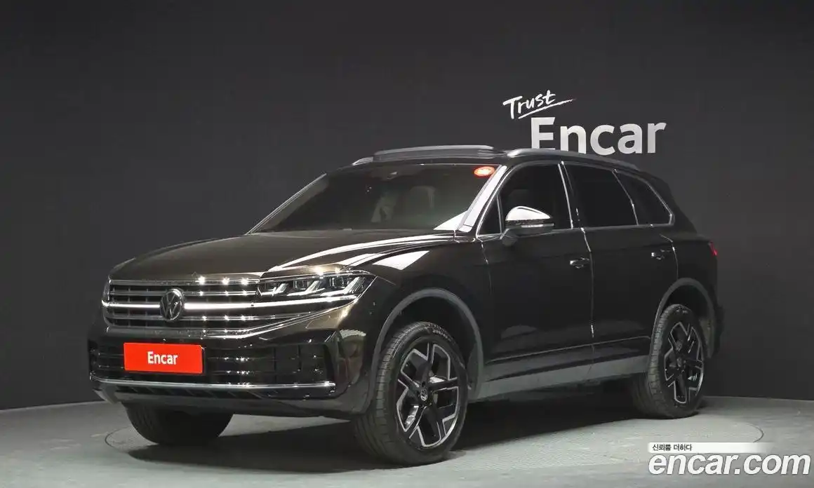 Volkswagen Touareg 2024 3.0 Автомат в Москве № 276088, фото 17