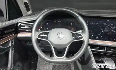 Volkswagen Touareg 2024 3.0 Автомат в Москве № 276088, миниатюра 6