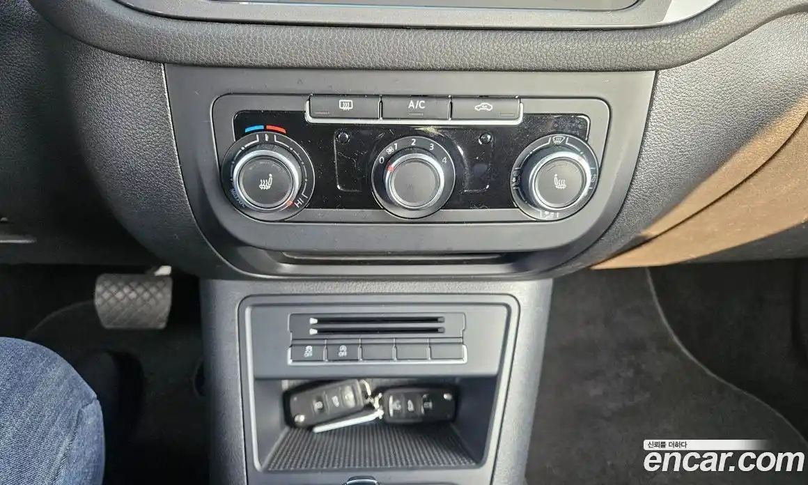 Volkswagen Tiguan 2014 2.0 Автомат в Москве № 276714, фото 15