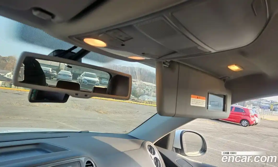 Volkswagen Tiguan 2014 2.0 Автомат в Москве № 276714, фото 18