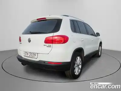 Volkswagen Tiguan 2014 2.0 Автомат в Москве № 276714, миниатюра 2