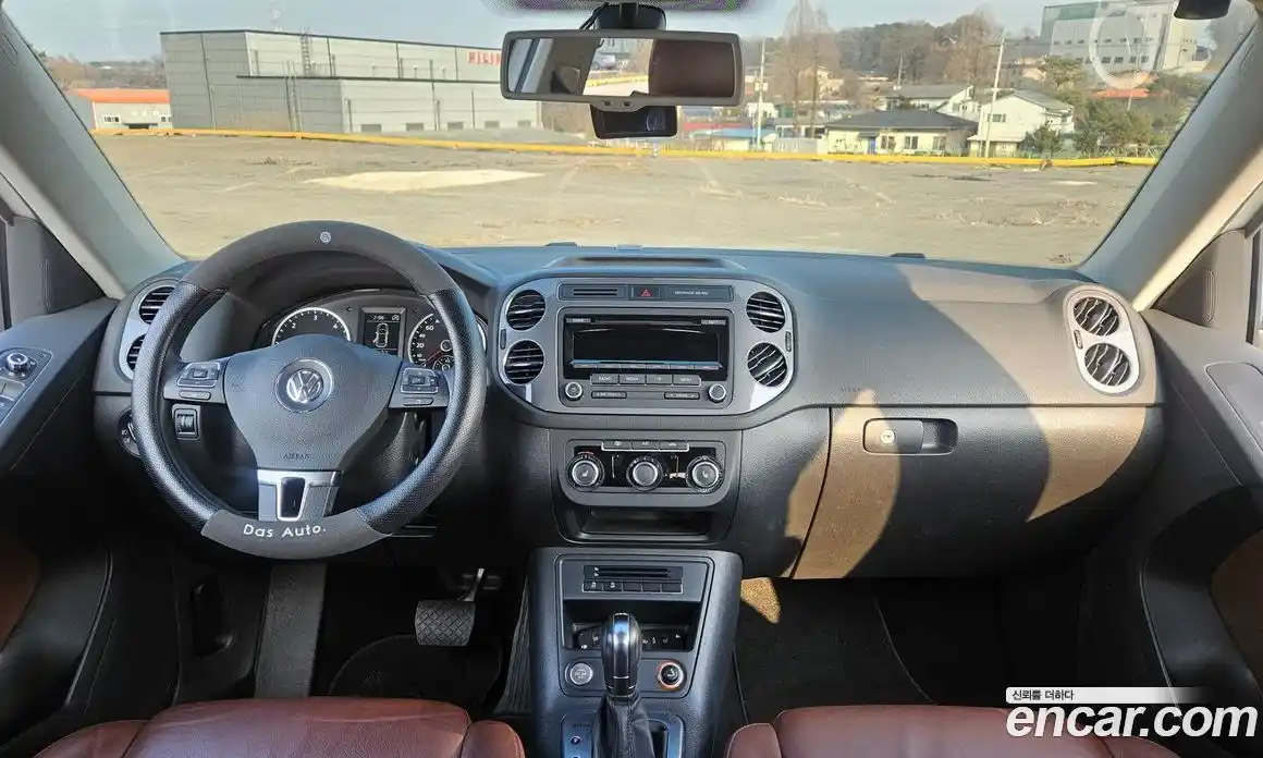 Volkswagen Tiguan 2014 2.0 Автомат в Москве № 276714, фото 7