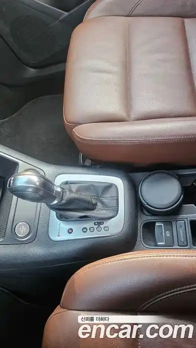 Volkswagen Tiguan 2014 2.0 Автомат в Москве № 276714, миниатюра 9