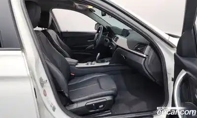 BMW 3-Series 2015 2.0 Автомат в Москве № 284870, миниатюра 2