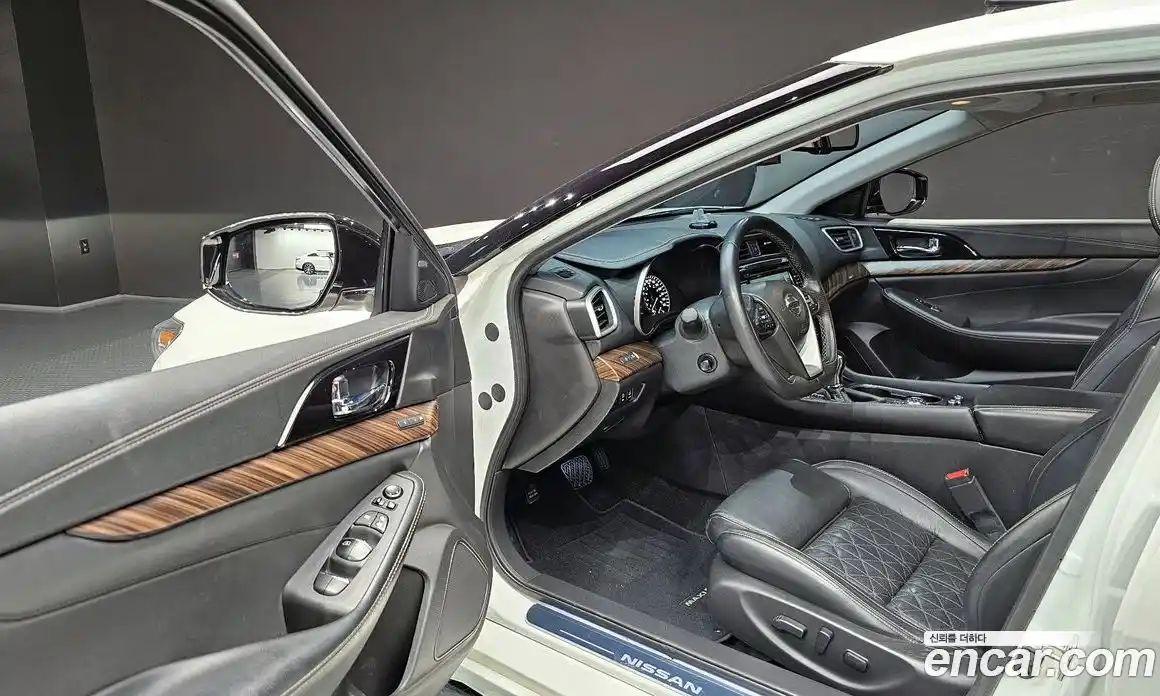 Nissan Maxima 2016 3.5 Автомат в Москве № 284910, фото 11