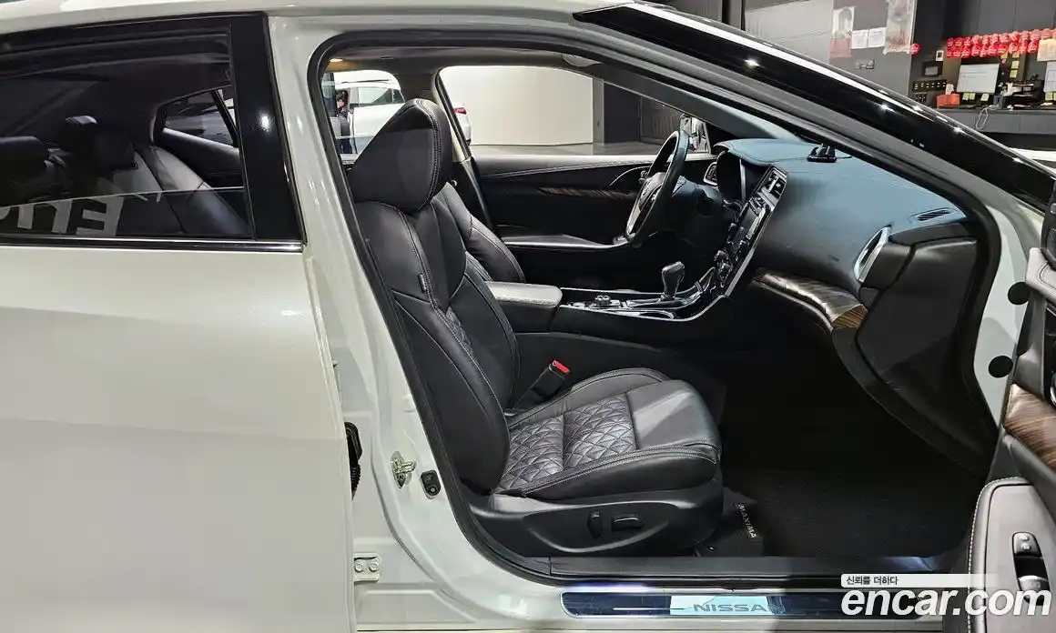 Nissan Maxima 2016 3.5 Автомат в Москве № 284910, фото 12