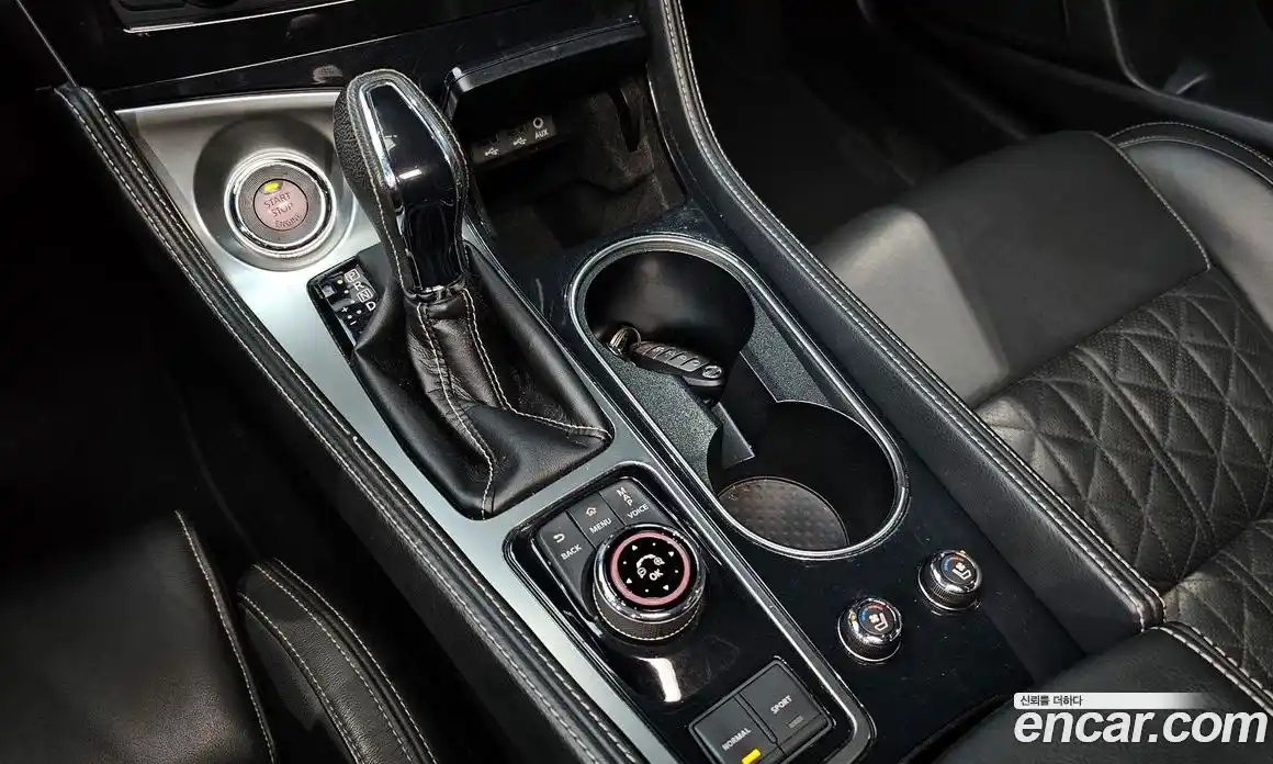 Nissan Maxima 2016 3.5 Автомат в Москве № 284910, фото 9