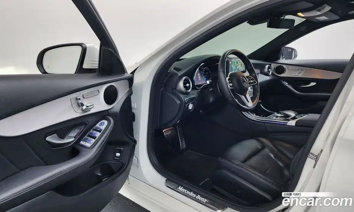 Mercedes-Benz C-Class 2021 2.0 Автомат в Москве № 292326, фото 10