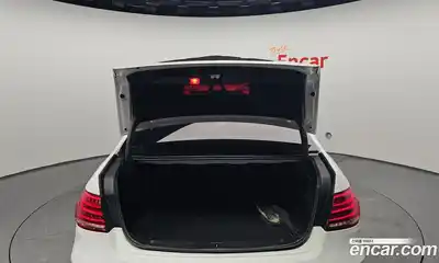 Mercedes-Benz E-Class 2015 2.0 Автомат в Москве № 292368, миниатюра 11
