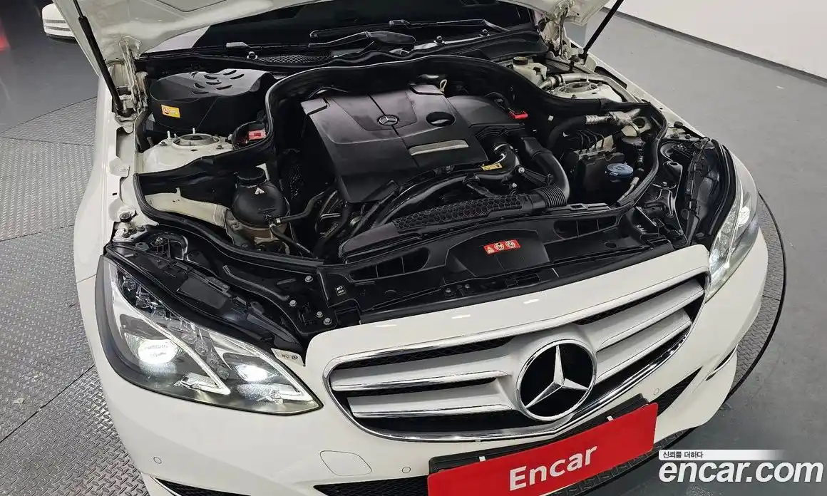 Mercedes-Benz E-Class 2015 2.0 Автомат в Москве № 292368, фото 14