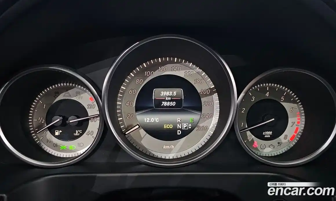 Mercedes-Benz E-Class 2015 2.0 Автомат в Москве № 292368, фото 18