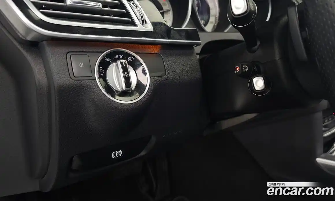 Mercedes-Benz E-Class 2015 2.0 Автомат в Москве № 292368, фото 20