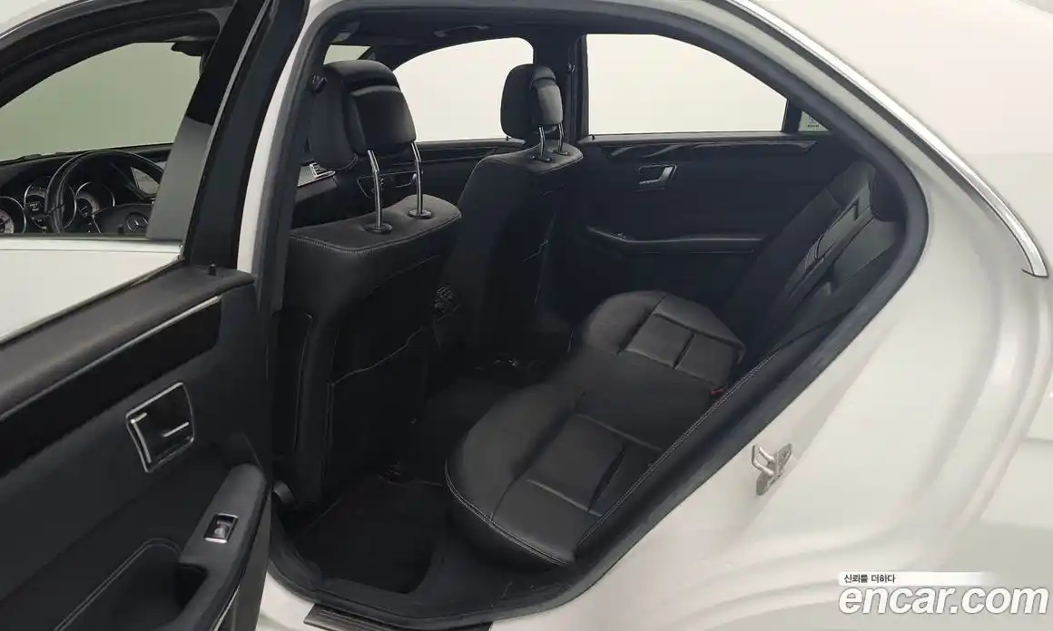 Mercedes-Benz E-Class 2015 2.0 Автомат в Москве № 292368, фото 6