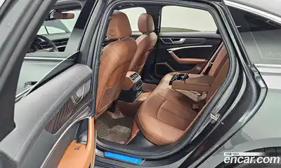 Audi A6 2023 2.0 Автомат в Москве № 292763, миниатюра 12