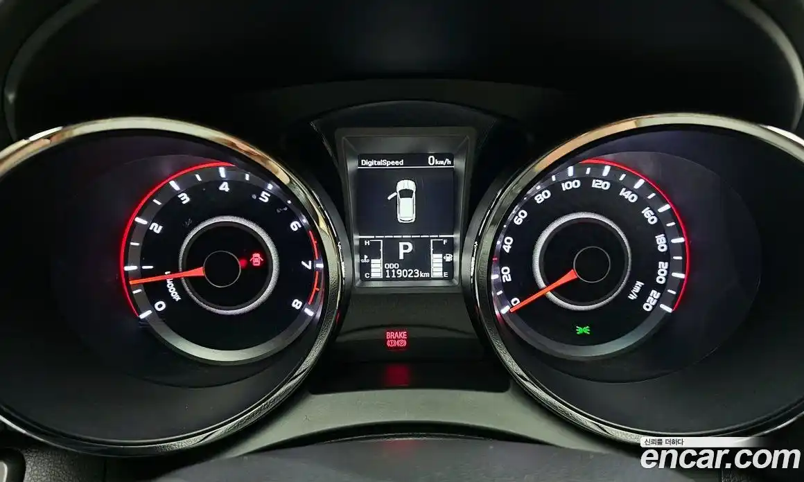 SsangYong TIBOLI 2015 1.6 Автомат в Москве № 29491, фото 8