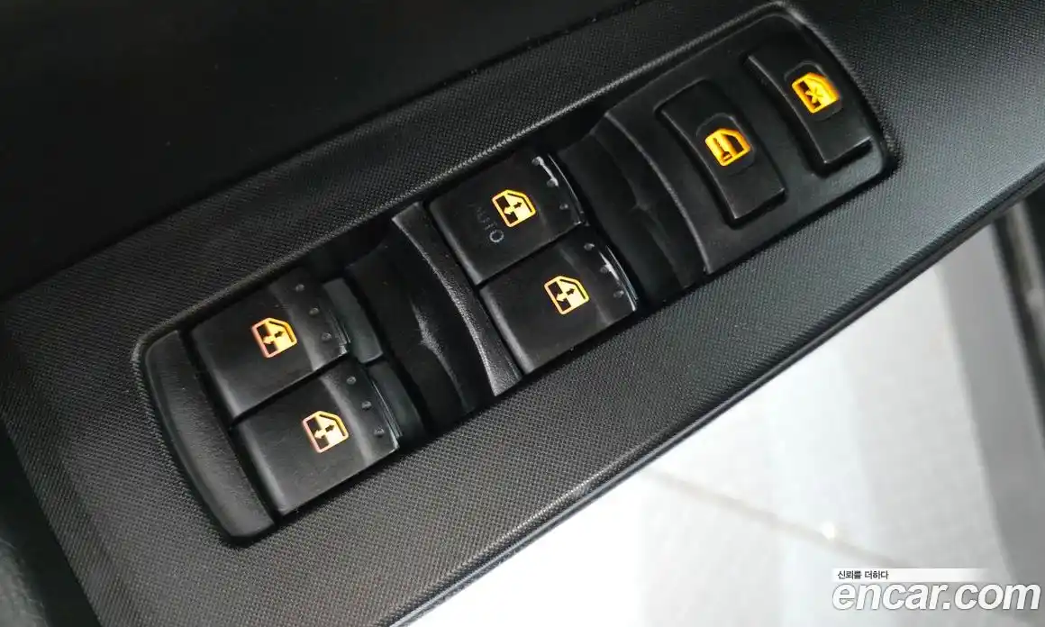 SsangYong Korando 2015 2.0 Автомат в Москве № 29566, фото 4