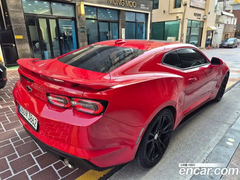 Chevrolet Camaro 2022 6.2 Автомат в Москве № 297942, фото 7