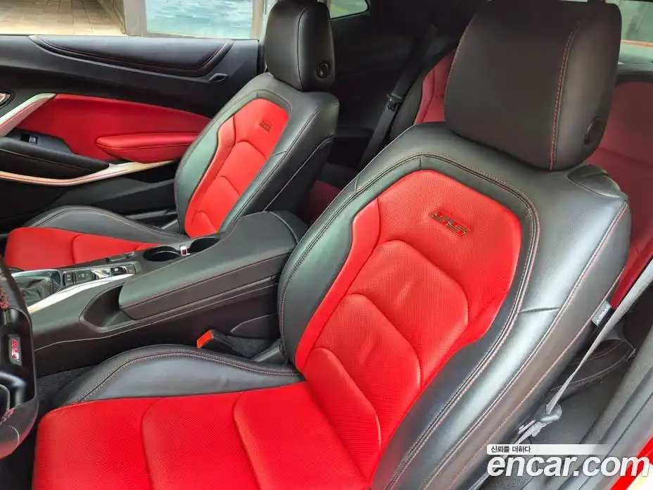 Chevrolet Camaro 2022 6.2 Автомат в Москве № 297942, фото 8