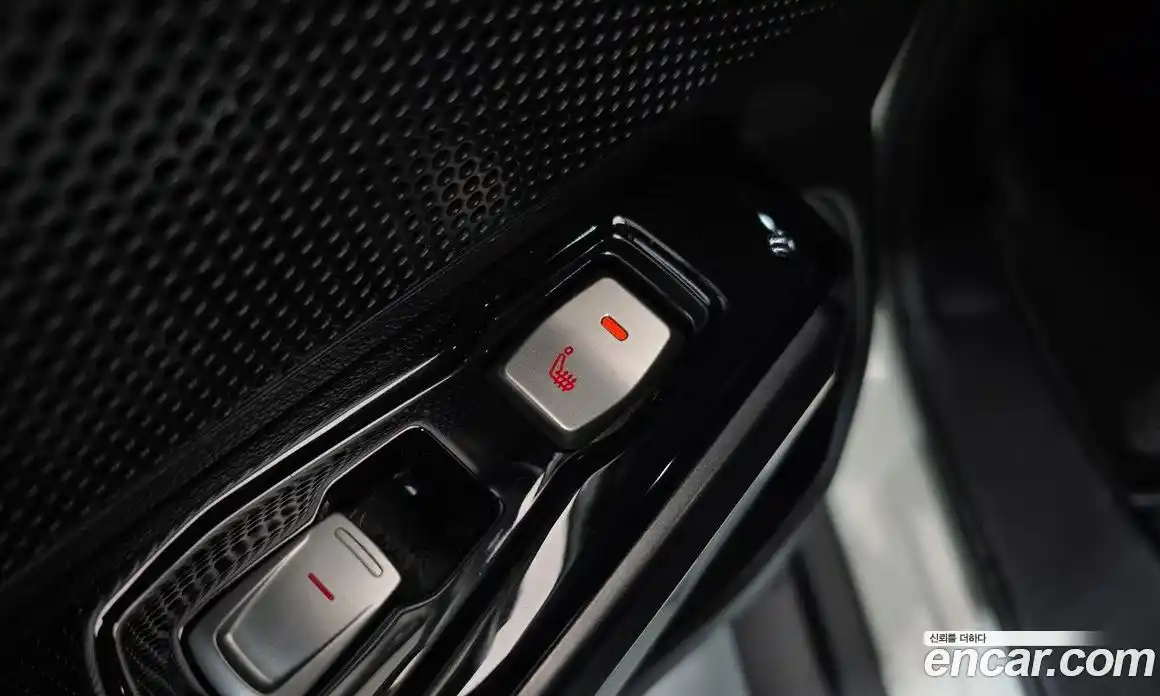 SsangYong TIBOLI 2016 1.6 Автомат в Москве № 30558, фото 17