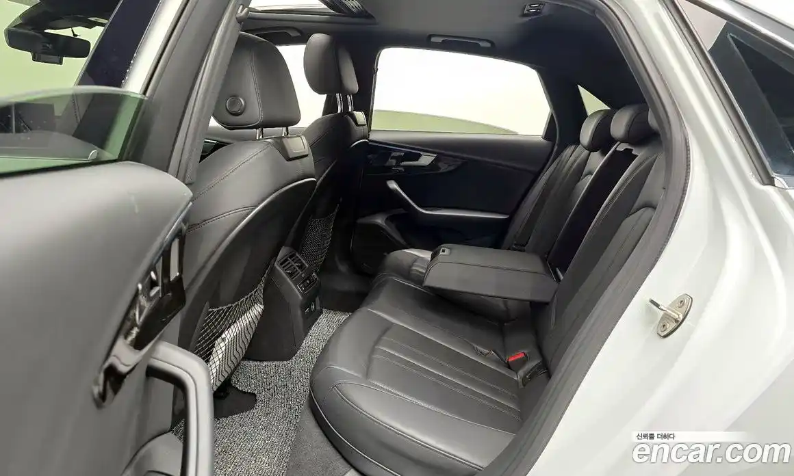 Audi A4 2021 2.0 Автомат в Москве № 312436, фото 7