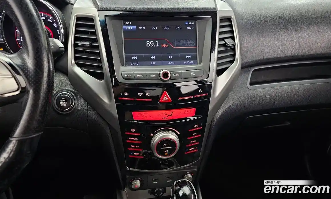 SsangYong TIBOLI 2015 1.6 Автомат в Москве № 32040, фото 15