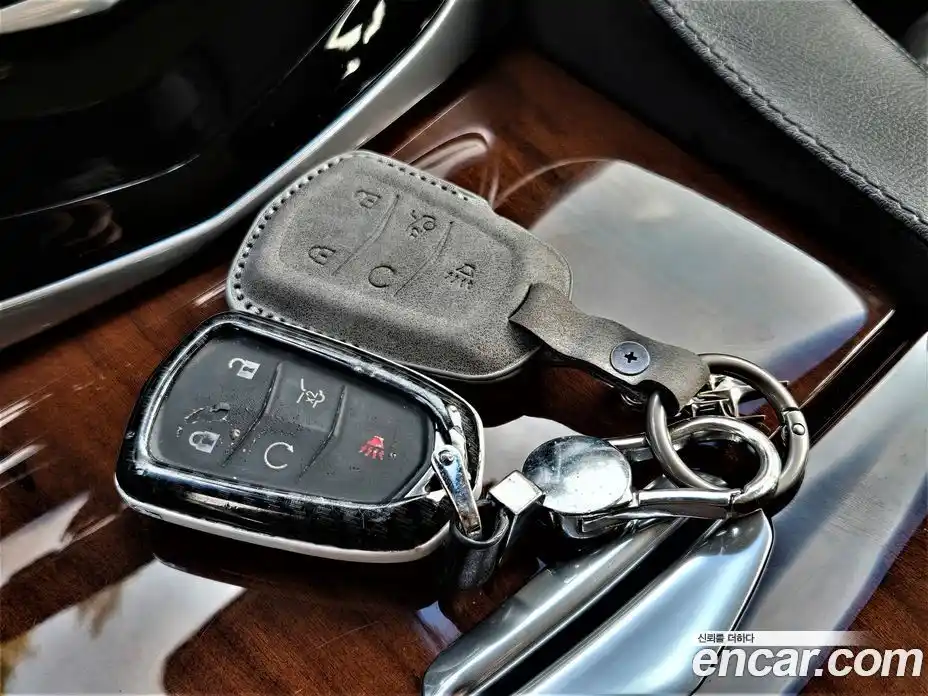 Cadillac Escalade 2019 6.2 Автомат в Москве № 321040, фото 15