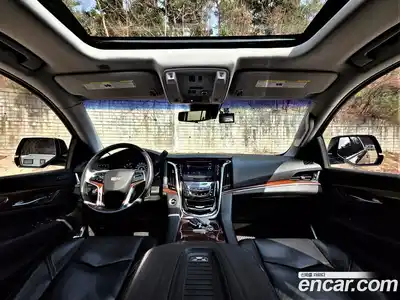 Cadillac Escalade 2019 6.2 Автомат в Москве № 321040, миниатюра 10