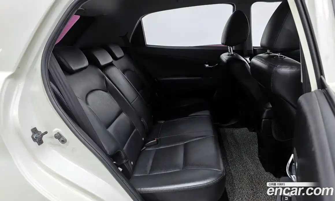 SsangYong Korando 2011 2.0 Автомат в Москве № 32642, фото 14